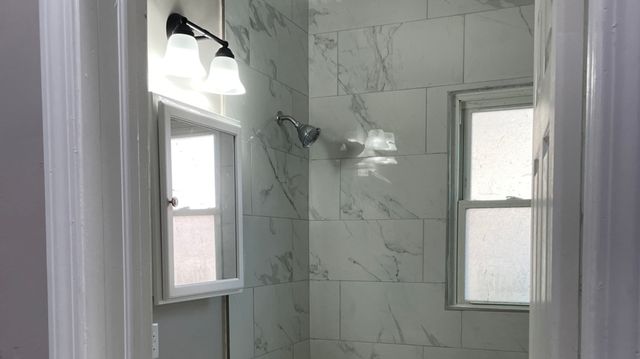 8400 S Burley Avenue, Chicago, IL 60617