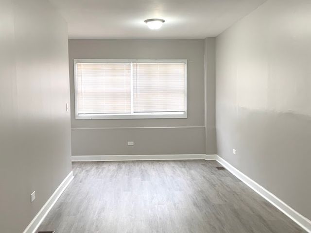 8400 S Burley Avenue, Chicago, IL 60617