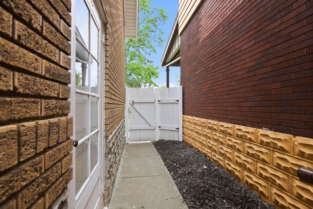 611 Oak Street, Newport, KY 41071