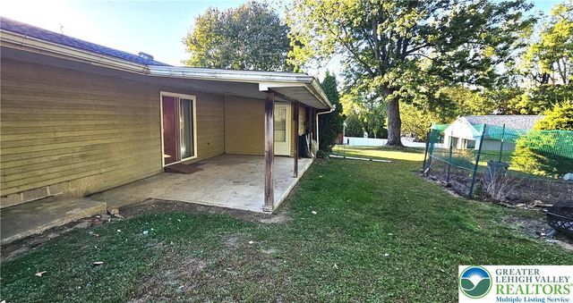 339 Delong Avenue, Emmaus Boro, PA 18049