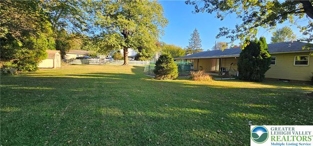 339 Delong Avenue, Emmaus Boro, PA 18049