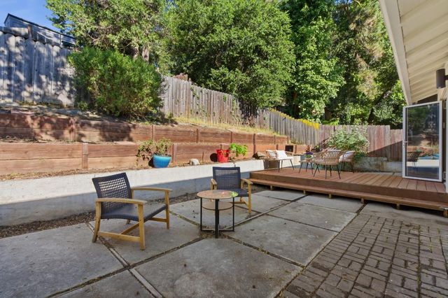 10910 Glen Artney Street, Oakland, CA 94605