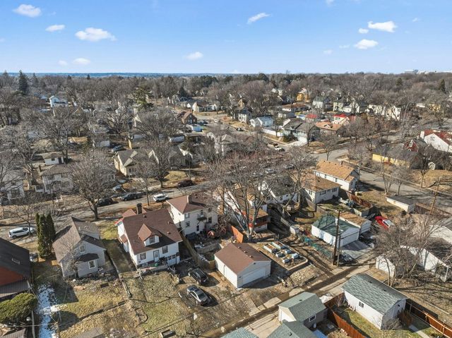 2014 Thomas Avenue N, Minneapolis, MN 55411