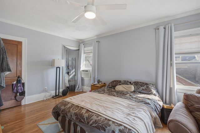 2014 Thomas Avenue N, Minneapolis, MN 55411