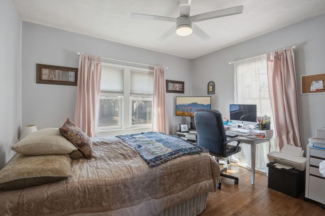 2014 Thomas Avenue N, Minneapolis, MN 55411