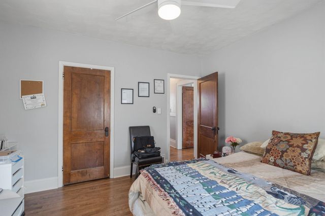 2014 Thomas Avenue N, Minneapolis, MN 55411