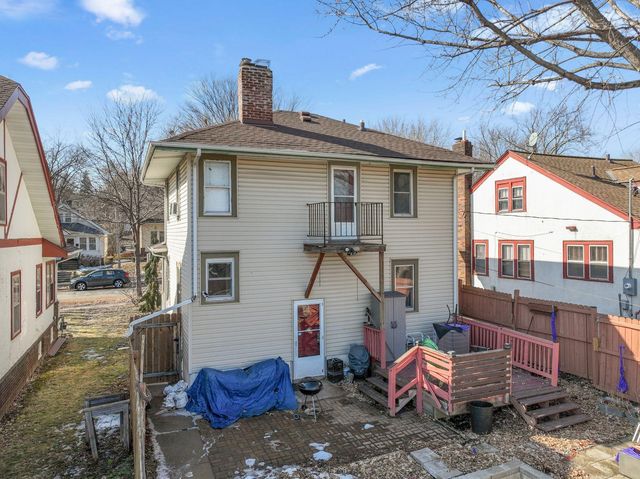 2014 Thomas Avenue N, Minneapolis, MN 55411