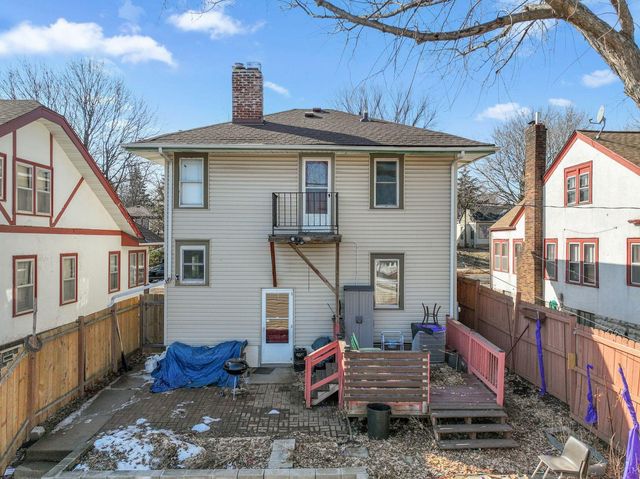 2014 Thomas Avenue N, Minneapolis, MN 55411