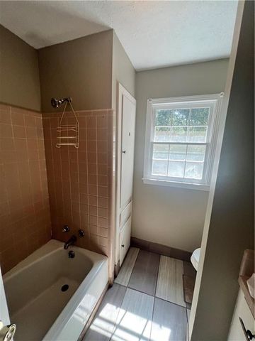 1122 Fribourg Street, Mobile, AL 36608