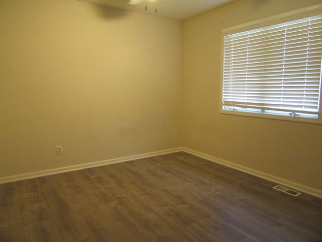 1206 15TH Avenue, Council Bluffs, IA 51501