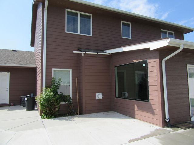 1206 15TH Avenue, Council Bluffs, IA 51501