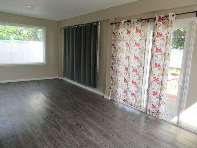 1206 15TH Avenue, Council Bluffs, IA 51501