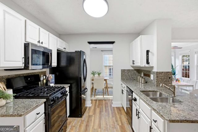 3970 Lullwater Main NW, Kennesaw, GA 30144