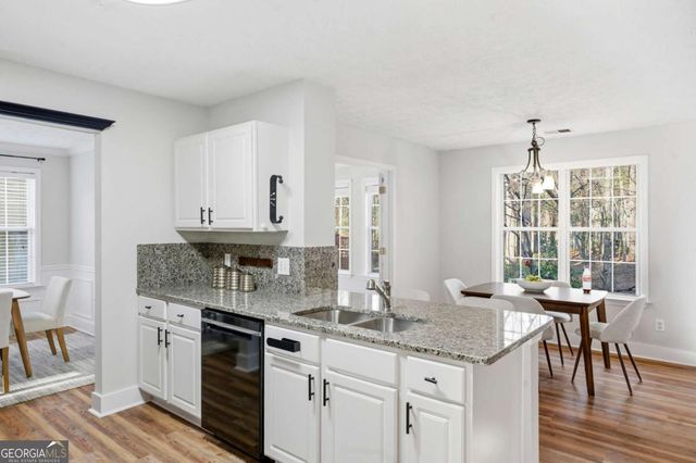 3970 Lullwater Main NW, Kennesaw, GA 30144