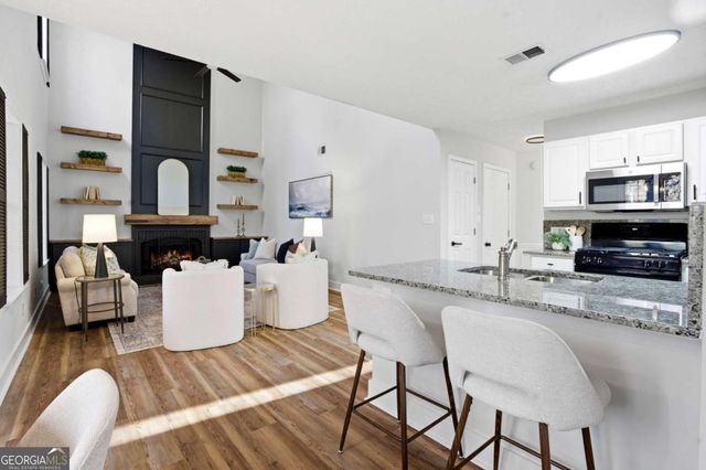 3970 Lullwater Main NW, Kennesaw, GA 30144