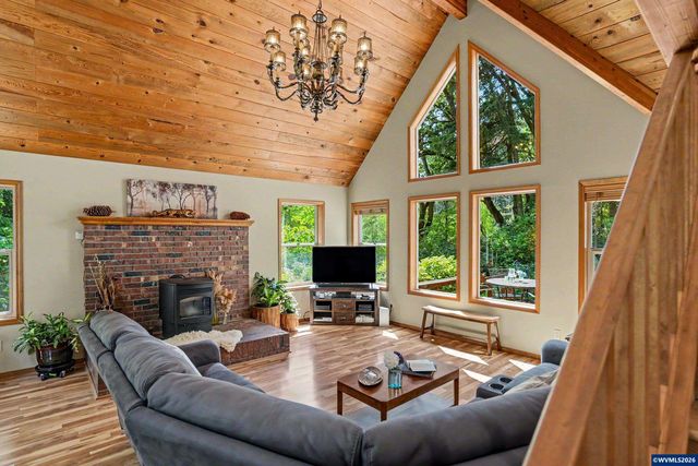 8930 NW Lorri Pl, Corvallis, OR 97330