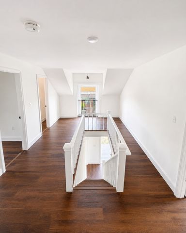 26 Maple St, Athol, MA 01331