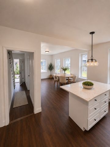 26 Maple St, Athol, MA 01331