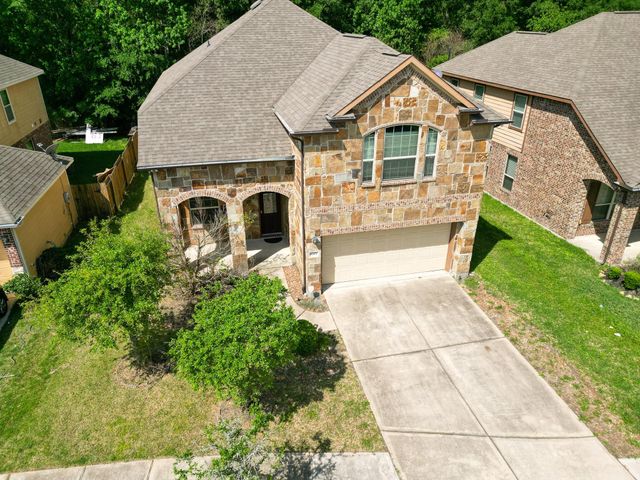 6707 Hunters Creek Lane, Baytown, TX 77521