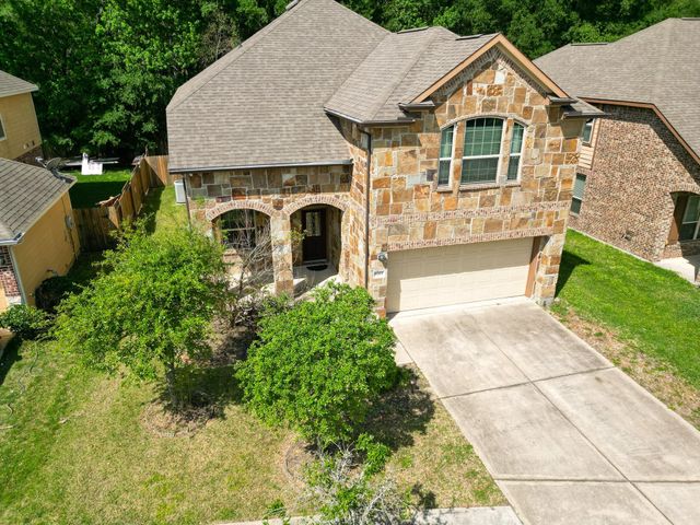 6707 Hunters Creek Lane, Baytown, TX 77521