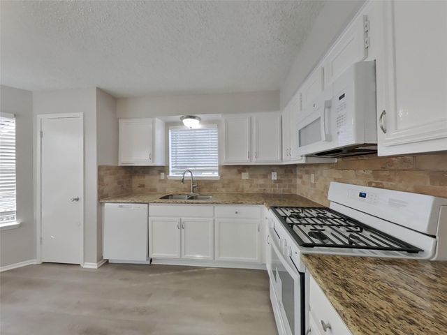 11118 Nepau Drive, Houston, TX 77477