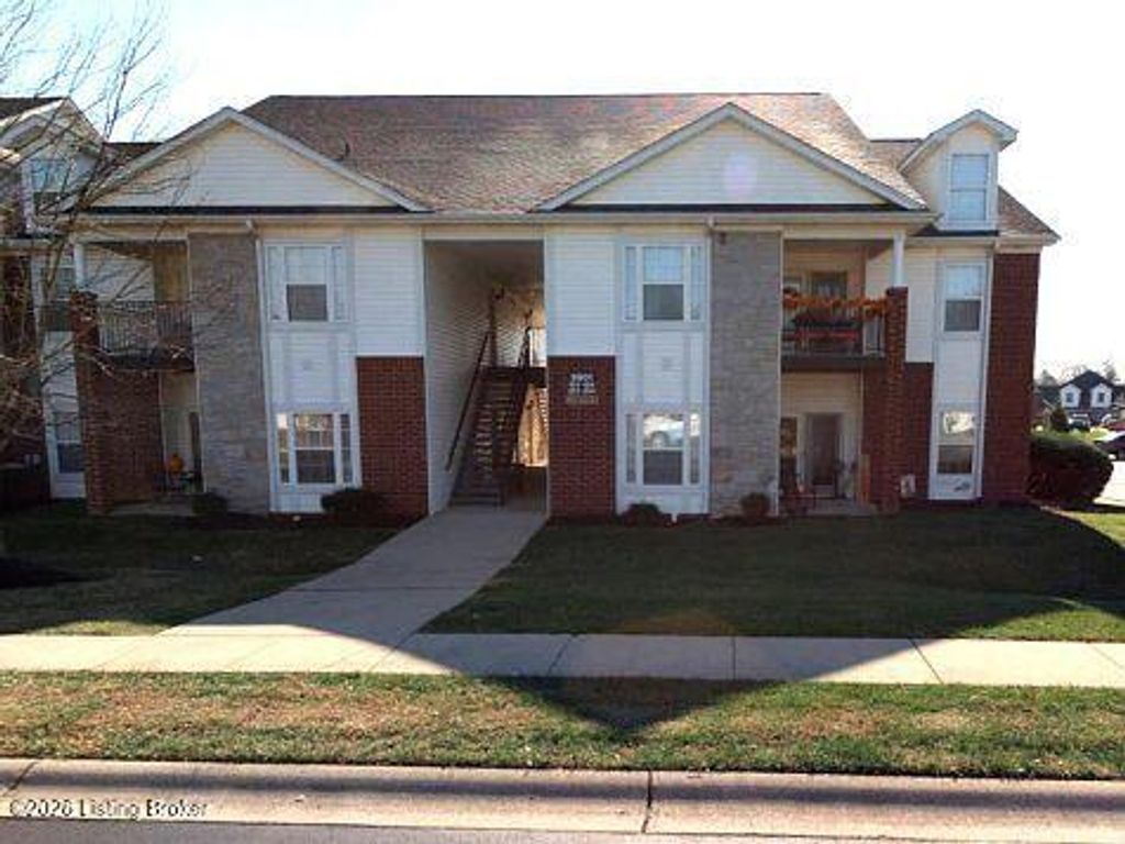9903 Whitney Springs Way 201, Louisville, KY 40291