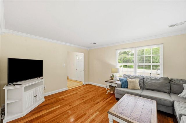 15 MILLS CT, Lovettsville, VA 20180