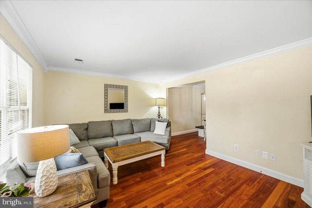 15 MILLS CT, Lovettsville, VA 20180