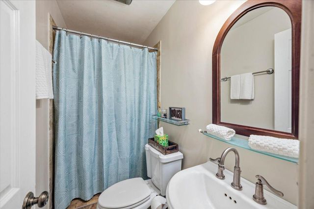 15 MILLS CT, Lovettsville, VA 20180