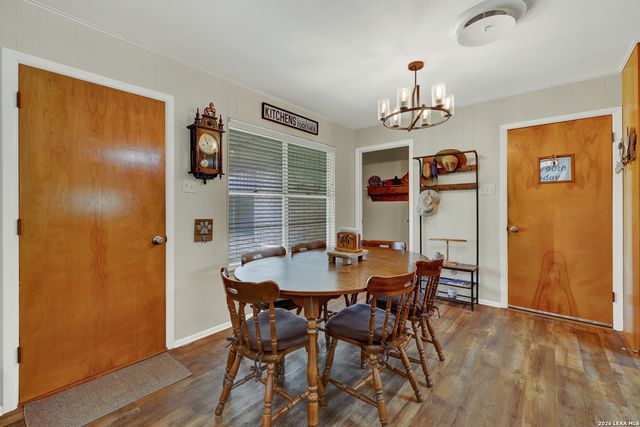 236 SHADY LN, Seguin, TX 78155