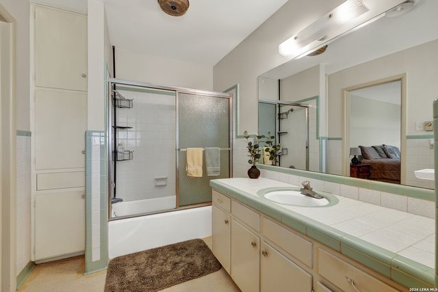 236 SHADY LN, Seguin, TX 78155