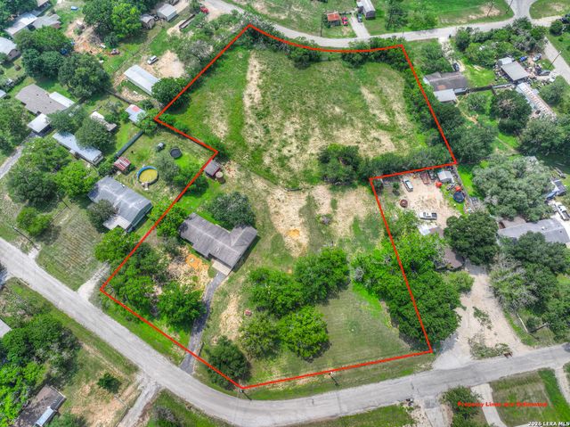 236 SHADY LN, Seguin, TX 78155