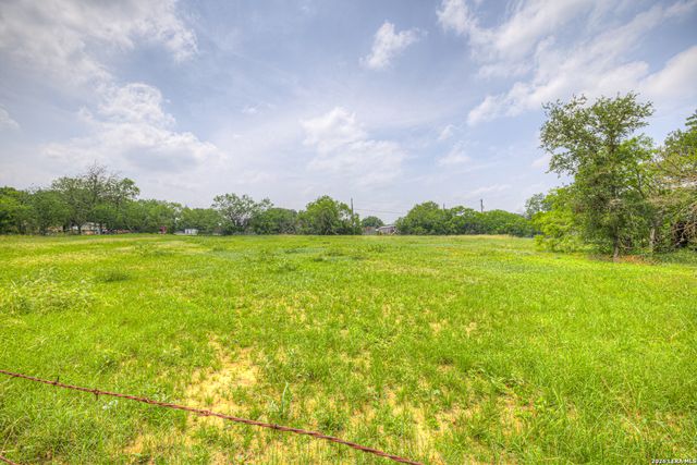 236 SHADY LN, Seguin, TX 78155
