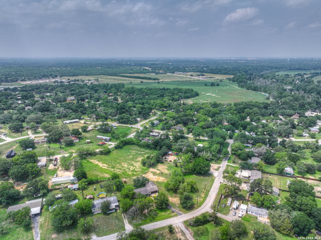 236 SHADY LN, Seguin, TX 78155