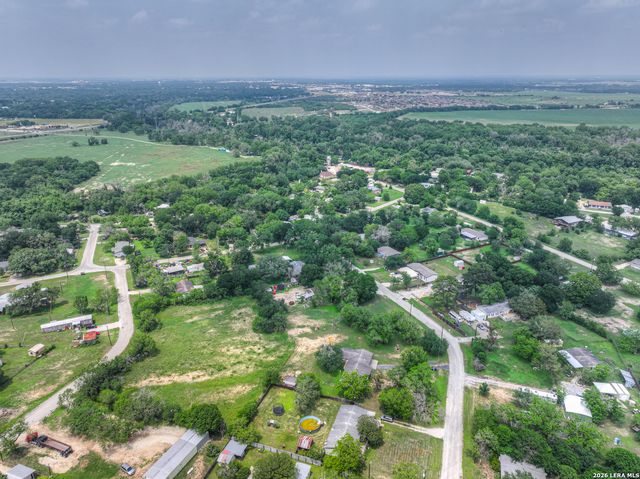 236 SHADY LN, Seguin, TX 78155