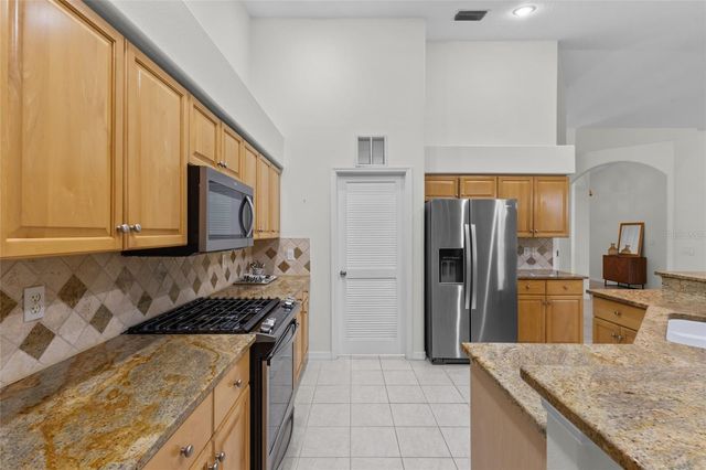 8315 DEERBROOK CIRCLE, Sarasota, FL 34238