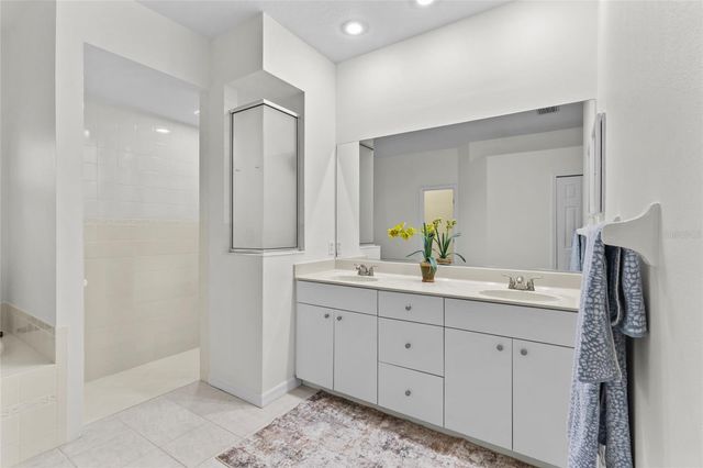 8315 DEERBROOK CIRCLE, Sarasota, FL 34238