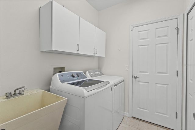 8315 DEERBROOK CIRCLE, Sarasota, FL 34238