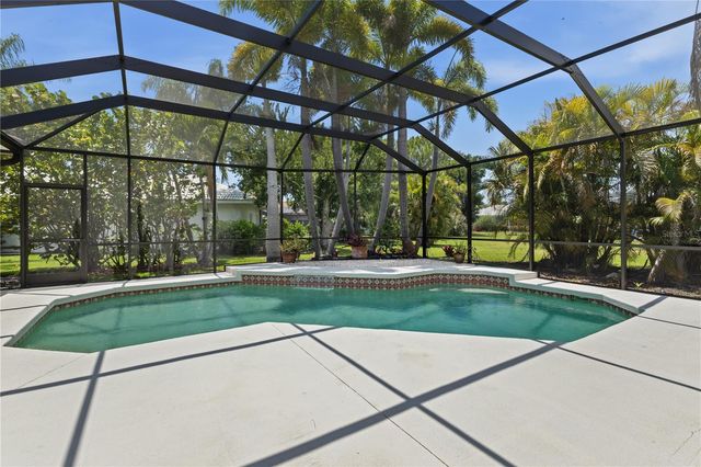 8315 DEERBROOK CIRCLE, Sarasota, FL 34238