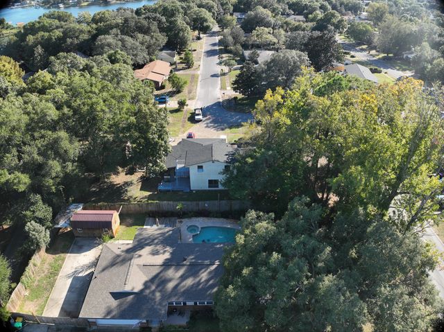 512 Lang Road, Fort Walton Beach, FL 32547