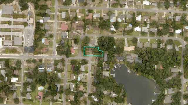 512 Lang Road, Fort Walton Beach, FL 32547