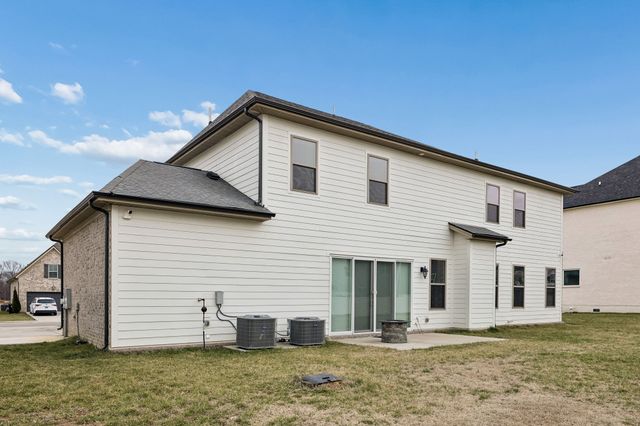 3906 Hon Dr, Murfreesboro, TN 37128