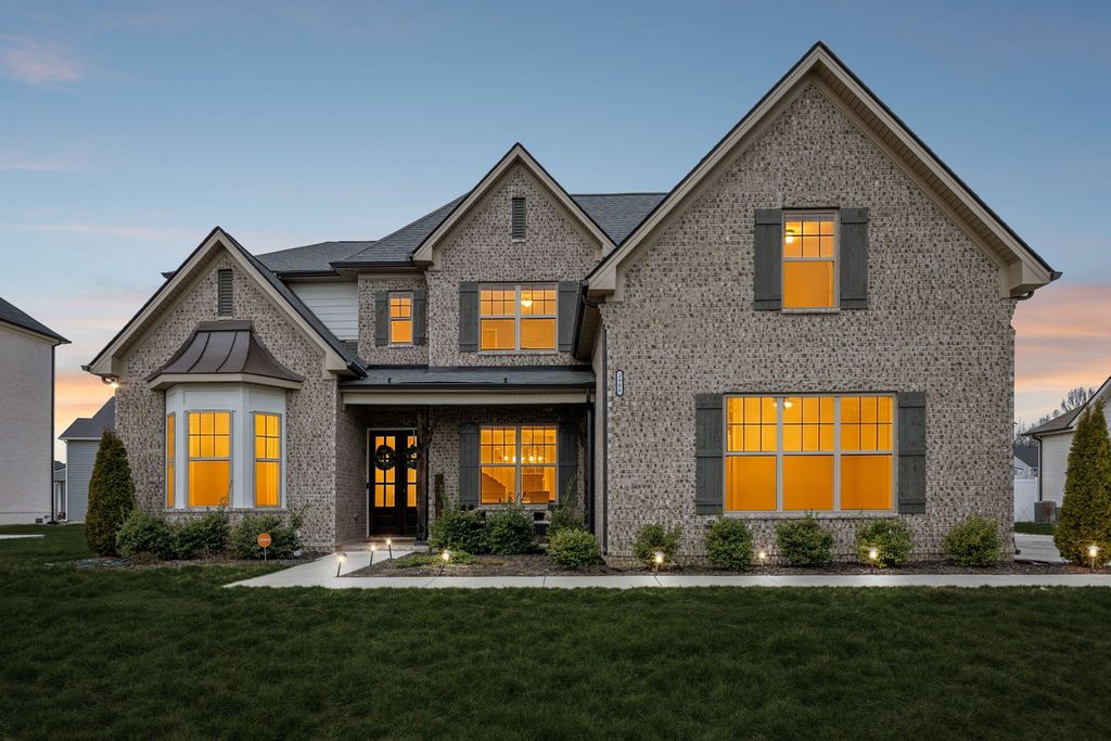 3906 Hon Dr, Murfreesboro, TN 37128