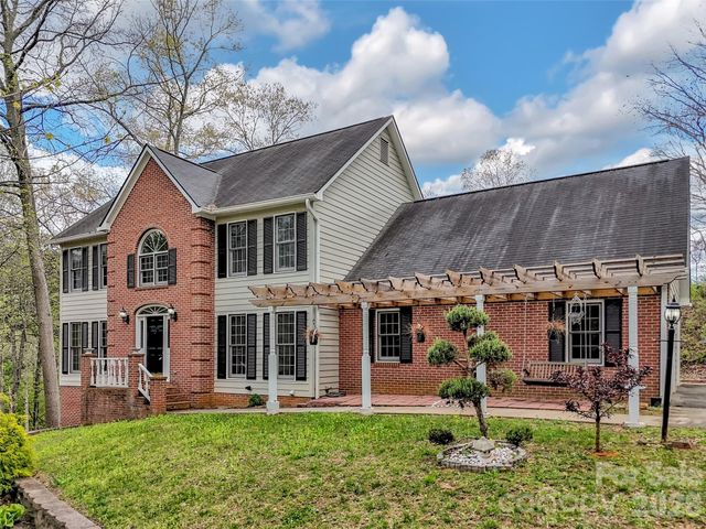 29 Tillman Road, Lake Junaluska, NC 28745