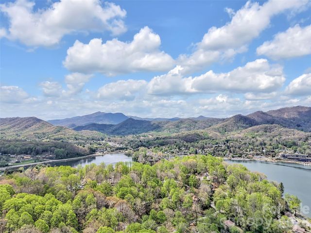 29 Tillman Road, Lake Junaluska, NC 28745