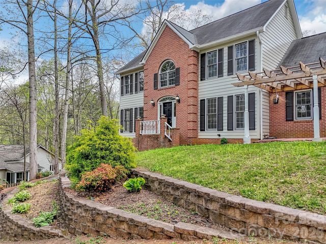 29 Tillman Road, Lake Junaluska, NC 28745