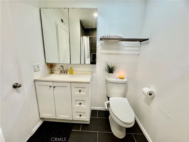 10580 Lakeside Drive N E, Garden Grove, CA 92840