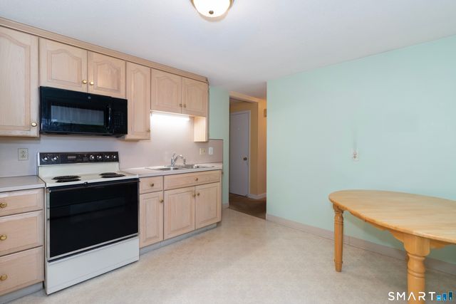 52 Overhill Drive, Berlin, CT 06037