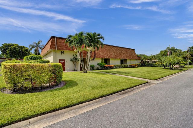 32 Abbey Lane 205, Delray Beach, FL 33446