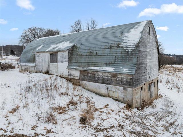 W3940 Campbell DRIVE, Campbellsport, WI 53010